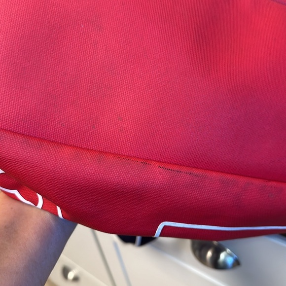 Vineyard vines “For target” red beach bag! - Picture 11 of 16